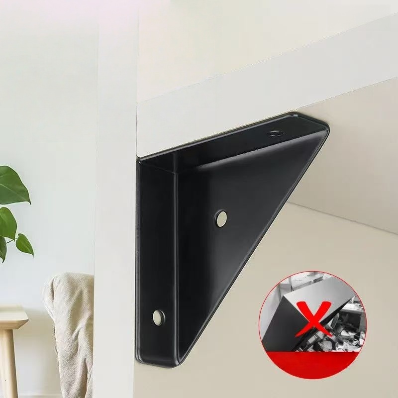 Used Furniture Hardware - 4 قطع من دعامات الزوايا المثلثة